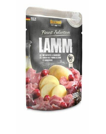 BELCANDO Finest Selection jehněčí maso, brambory a brusinky 300 g mokrého krmiva pro dospělé psy 300 g