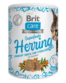Brit Care Cat Snack Superfruits Herring pamlsek pro dospělé, sterilizované kočky 100 g