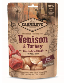 CARNILOVE Raw Freeze-dried Snack Venison and Turkey 60g Lyofilizované kousky zvěřiny a krůty pro dospělé psy